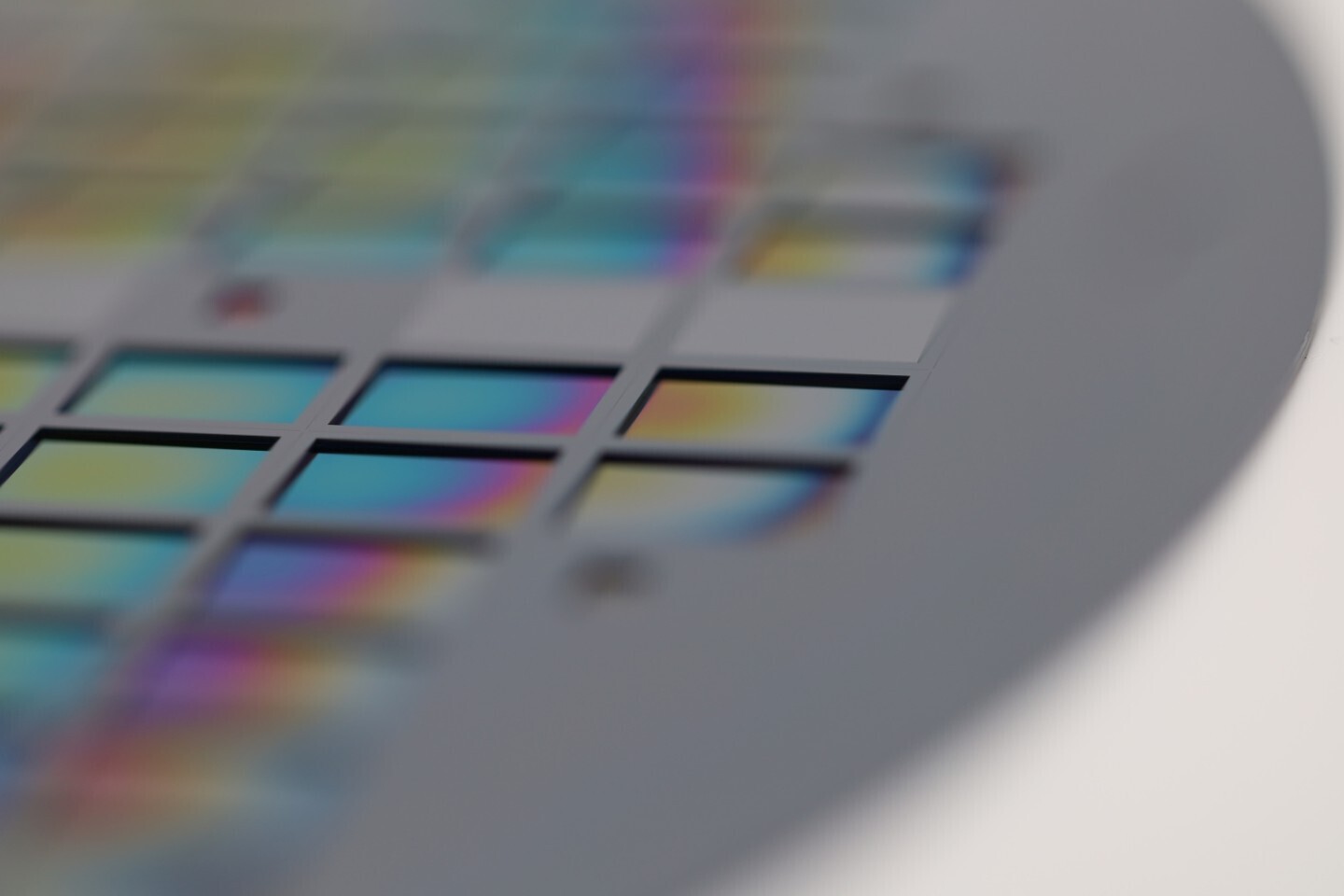 Fraunhofer IPMS Advances High-Density Chiplet Systems with Wafer-Level Development